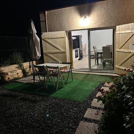 Studio Tout Equipe A La Nuitee Ou Plus,Proche Aeroport Bastia لوسيانا المظهر الخارجي الصورة